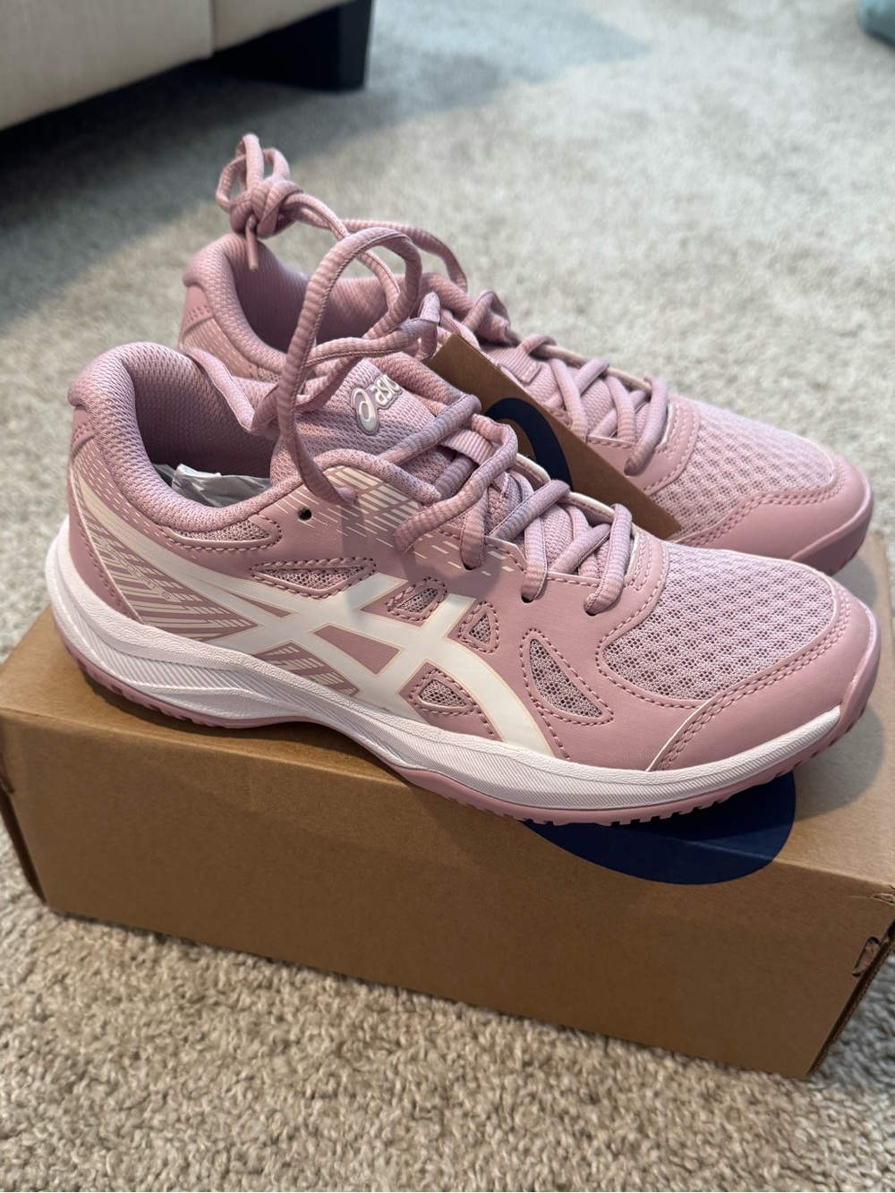 ASICS Girls Size 3 Athletic Shoes